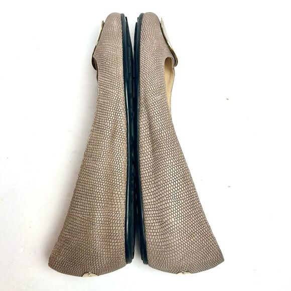 Jimmy Choo WRAY Ballet Flats Printed Leather Nude Gold Logo Medallion Italy US 7 - Picture 7 of 14